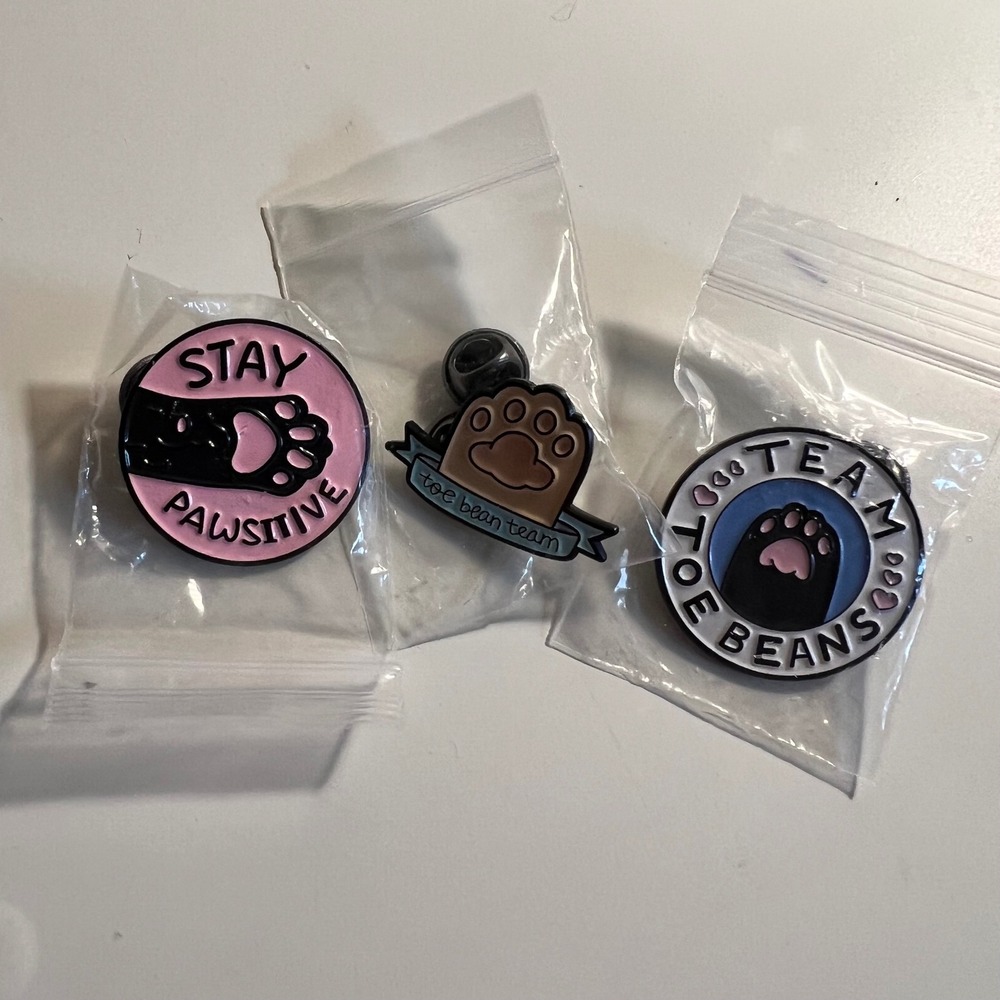 Enamel Pin Set 3pc Pink Blue Brown Cat Toe Beans Stay Pawsitive‎